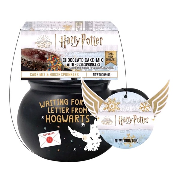 Warner Bros. Other - Harry Potter “Waiting for my Letter from Hogwarts” Cauldron Mug w/ Cake Mix 🦁🐍